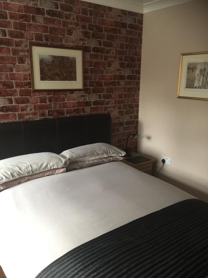 Lakeland Guest House Pembroke Dock Εξωτερικό φωτογραφία