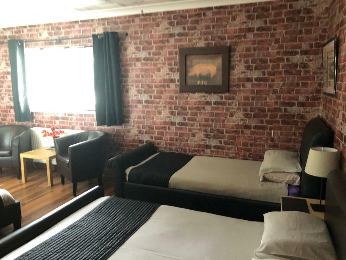 Lakeland Guest House Pembroke Dock Εξωτερικό φωτογραφία